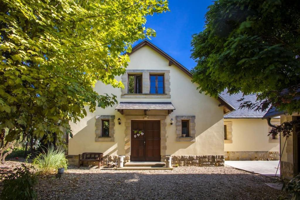 7 Bedroom Secluded Villa Close To Prague Říčany Exteriör bild